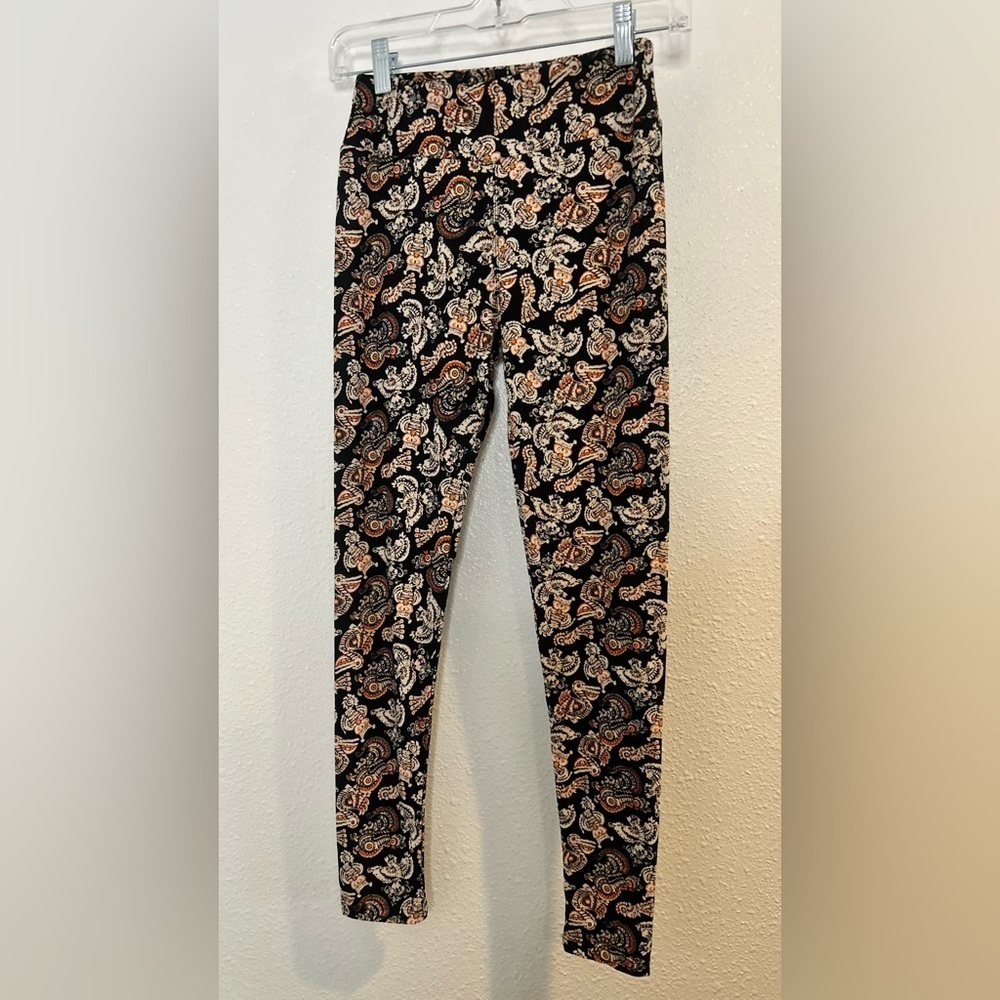 LuLaRoe Patterned Leggings One Size (2-10)